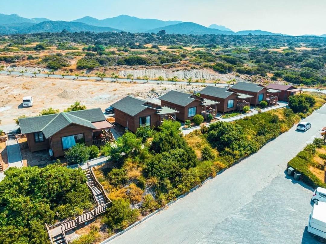 Zambak Holiday Village & Restaurant Superb Seafront Location ! Agios Georgios  Екстериор снимка