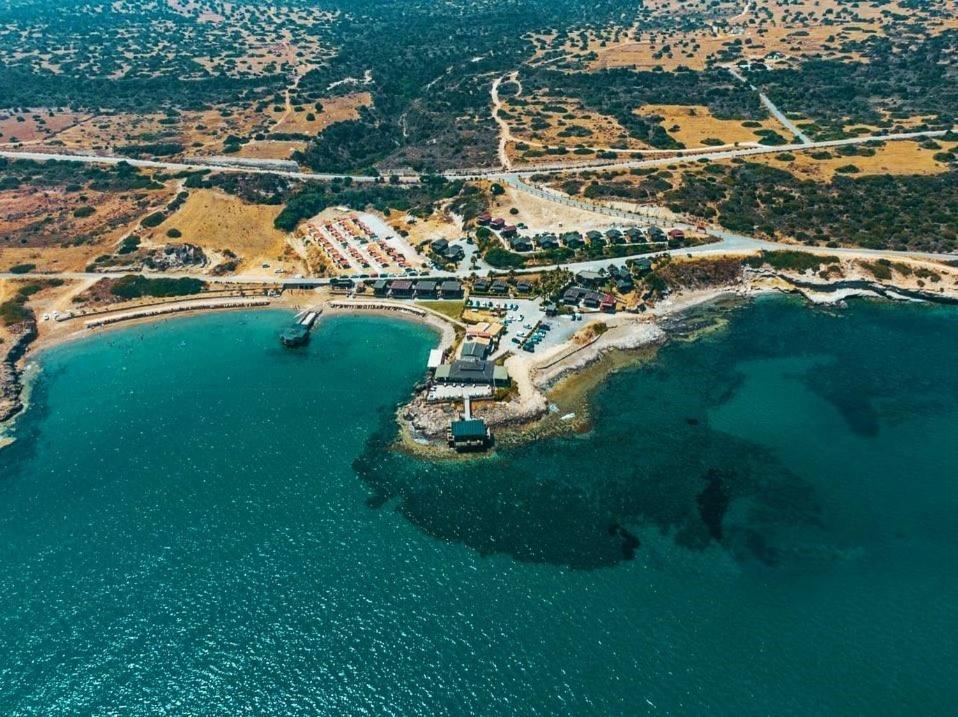 Zambak Holiday Village & Restaurant Superb Seafront Location ! Agios Georgios  Екстериор снимка
