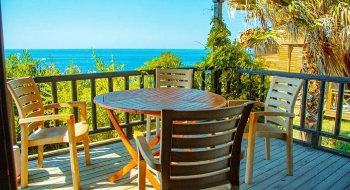 Zambak Holiday Village & Restaurant Superb Seafront Location ! Agios Georgios  Екстериор снимка